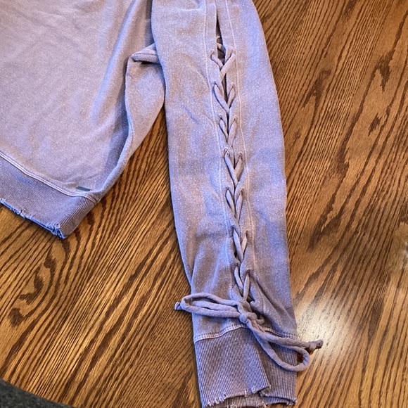 Lucky Brand distressed cold shoulder purple sweatshirt - Picture 6 of 6